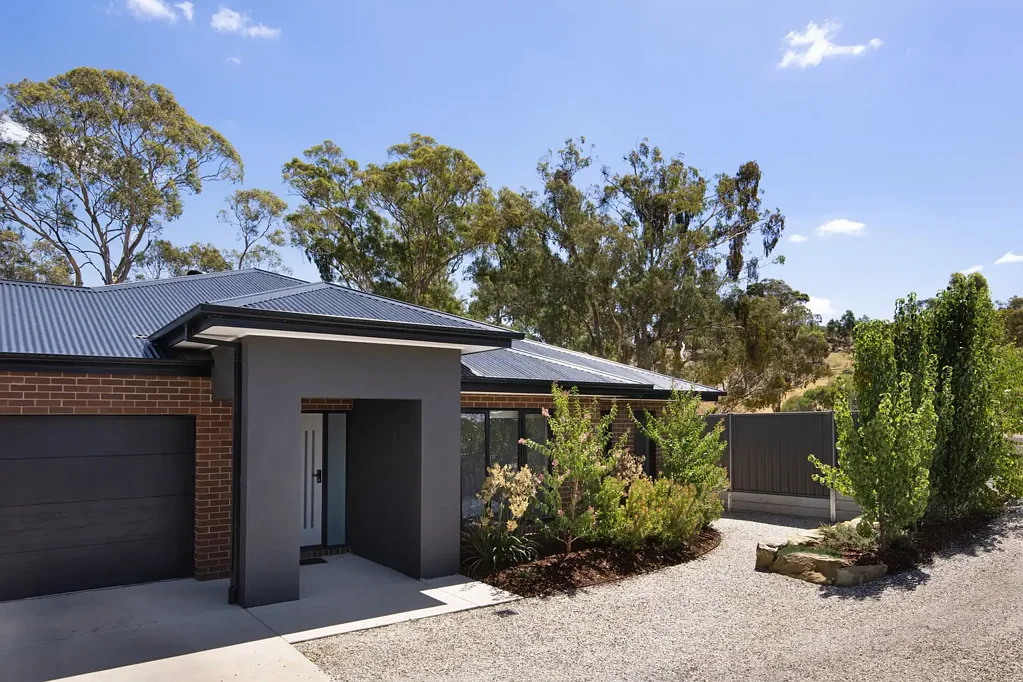 Campbells Creek 4Zimmer Impressive family home in a tranquil country setting - easy 2km to shops.