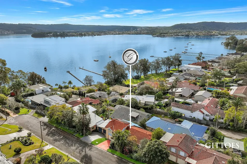 3A Merindah Avenue, Green Point, NSW 2251