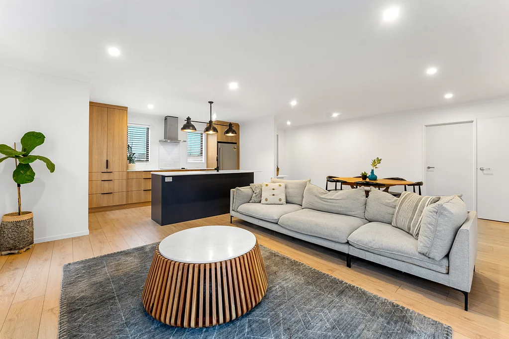 Paerata 4ห้องนอน Modern and Full of Potential - Make It Yours!