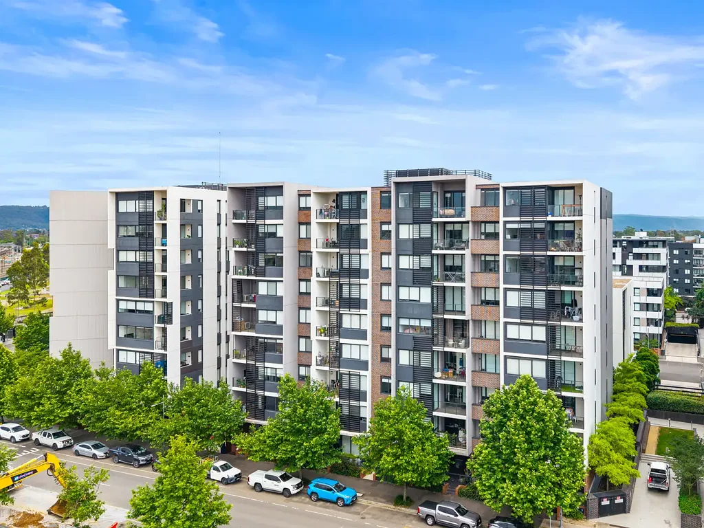803/81B Lord Sheffield Circuit, Penrith, NSW 2750