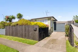 2 Anthony Grove, Paraparaumu Beach