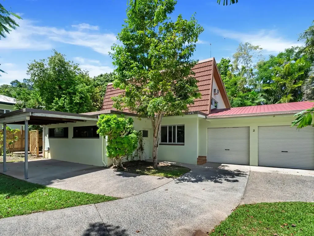2 Nolan Street, Whitfield, QLD 4870
