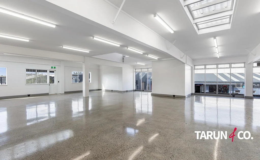 Onehunga 198sqm Office + 5 Car Parks - Onehunga