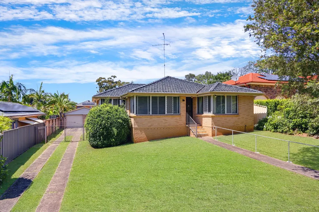 25 Sanders Crescent, Kings Langley, NSW 2147