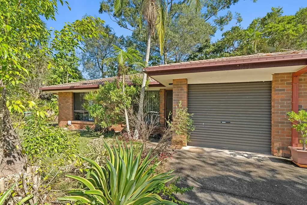 Rochedale South 2chambre Hidden Gem on Dorset Drive: Private, Quiet & Low Maintenance Living
