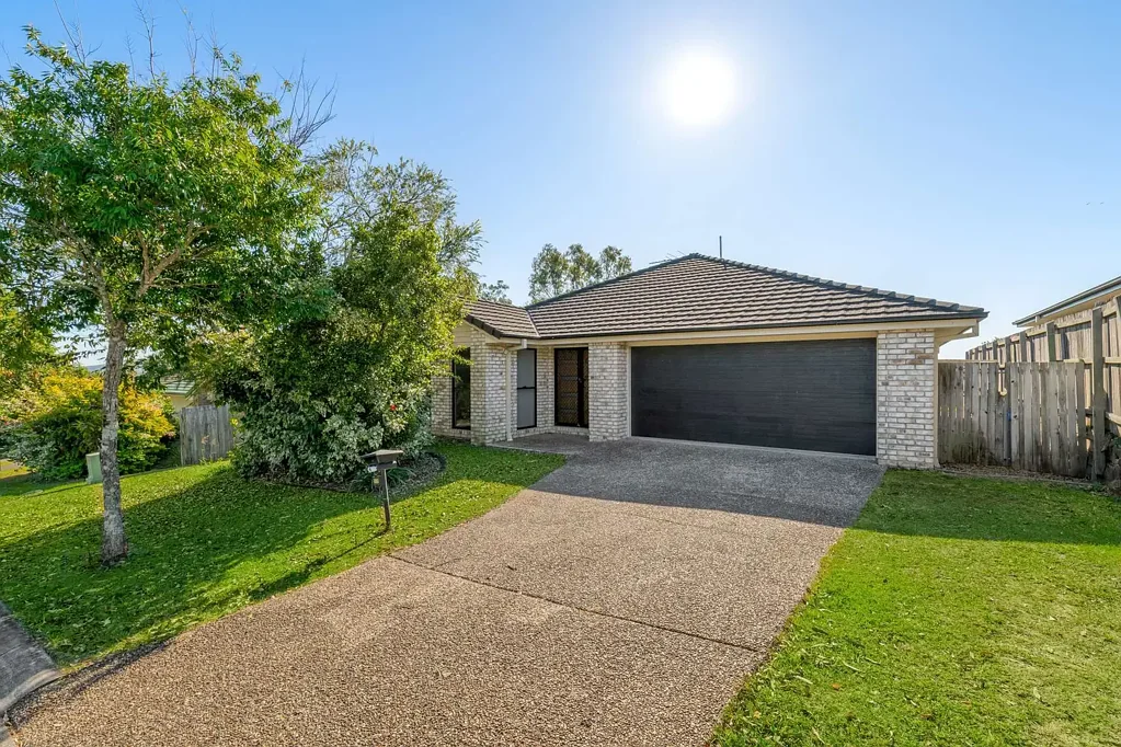 Spacious Renovated Home in Prime Ormeau Location