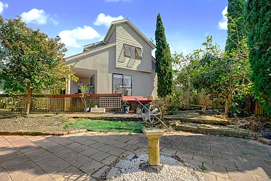 Mount Roskill 4બેડરૂમ Stunning, Stylish & Move-In Ready.