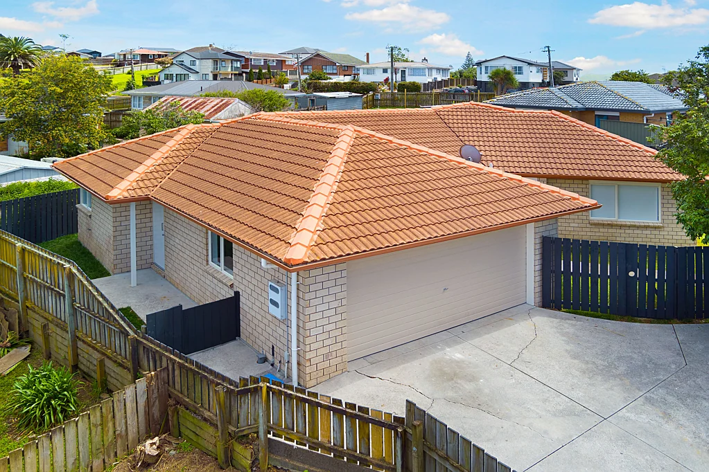 5 Retreat Drive, Mangere, Manukau City, Auckland