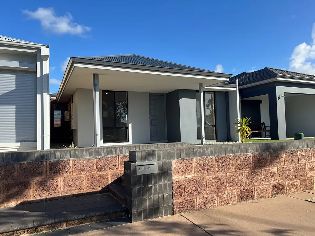 South Yunderup 2房  Its a ripper !!