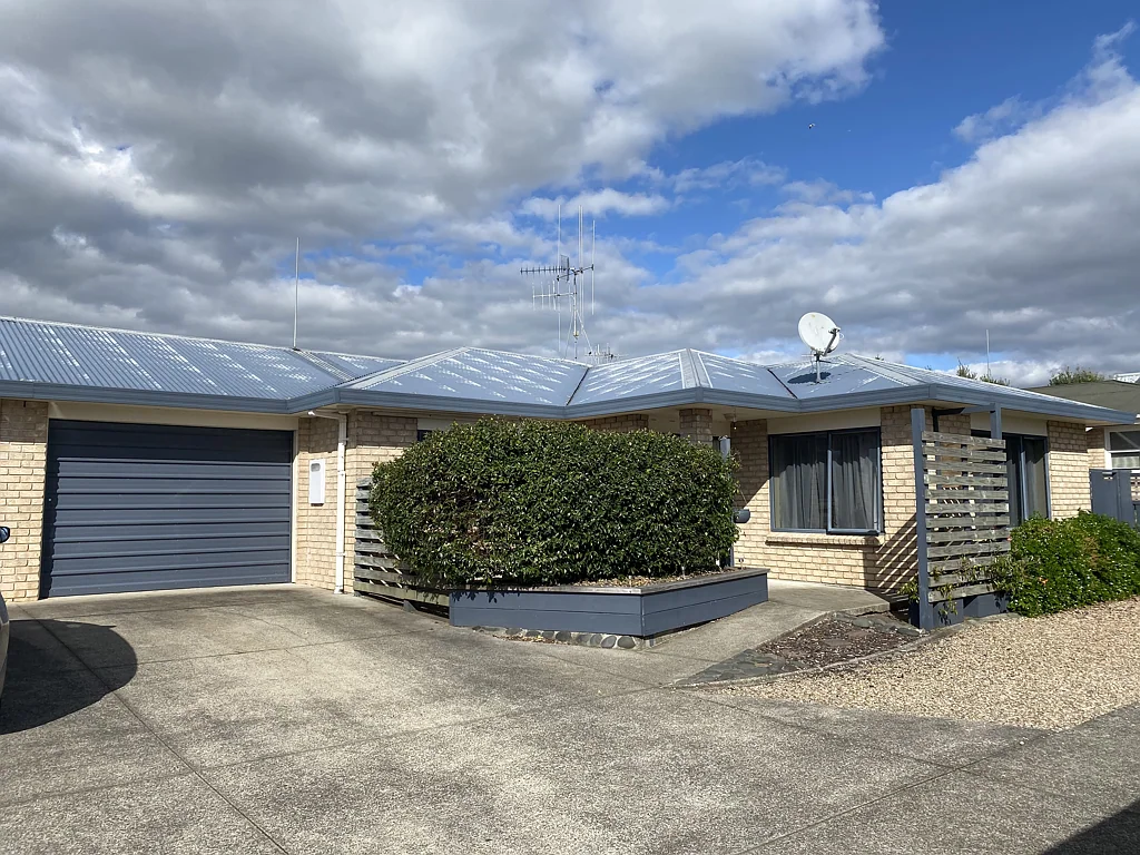 Comfortable Living in a Great Location