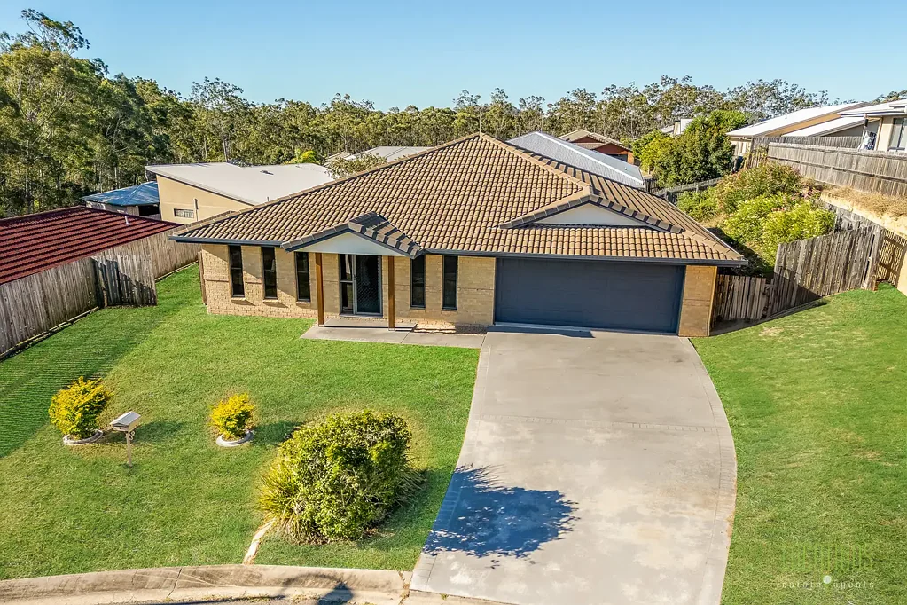 4 Hill View Place, New Auckland, QLD 4680