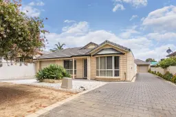 18A Deemster Avenue, Christies Beach