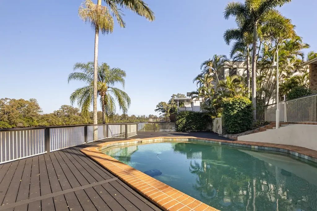 RIVERFRONT FAMILY HOME ON 895SQM WITH POOL