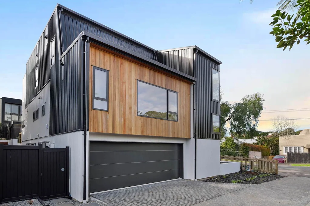 Remuera 5Habitaciones Sophisticated, Solid & Sunny!