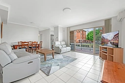 4/49-51 Good Street, Westmead