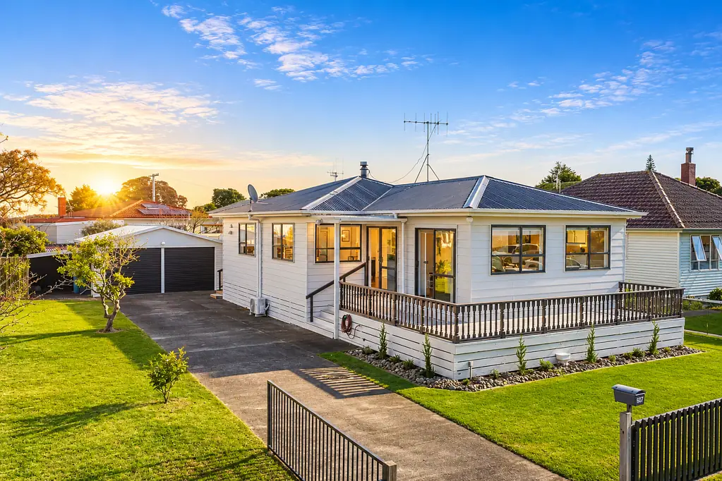 Thames 3房  Fully Refurbished Family Living