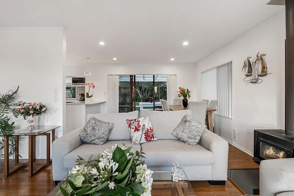 88b West Harbour Drive, West Harbour, Waitakere City, Auckland