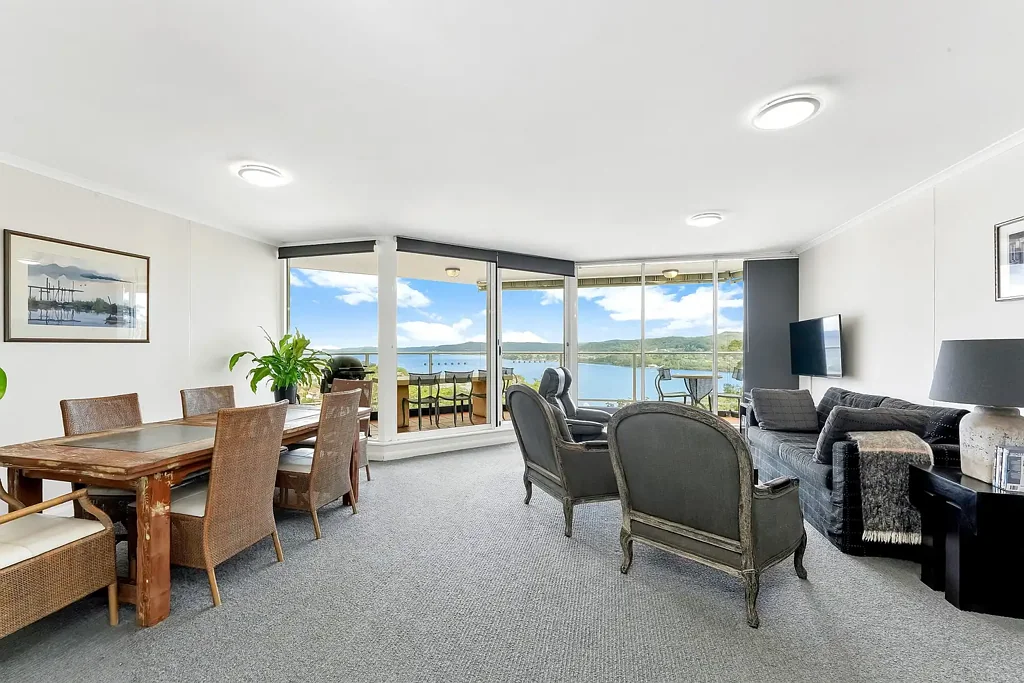 607/97-99 John Whiteway Drive, Gosford, NSW 2250