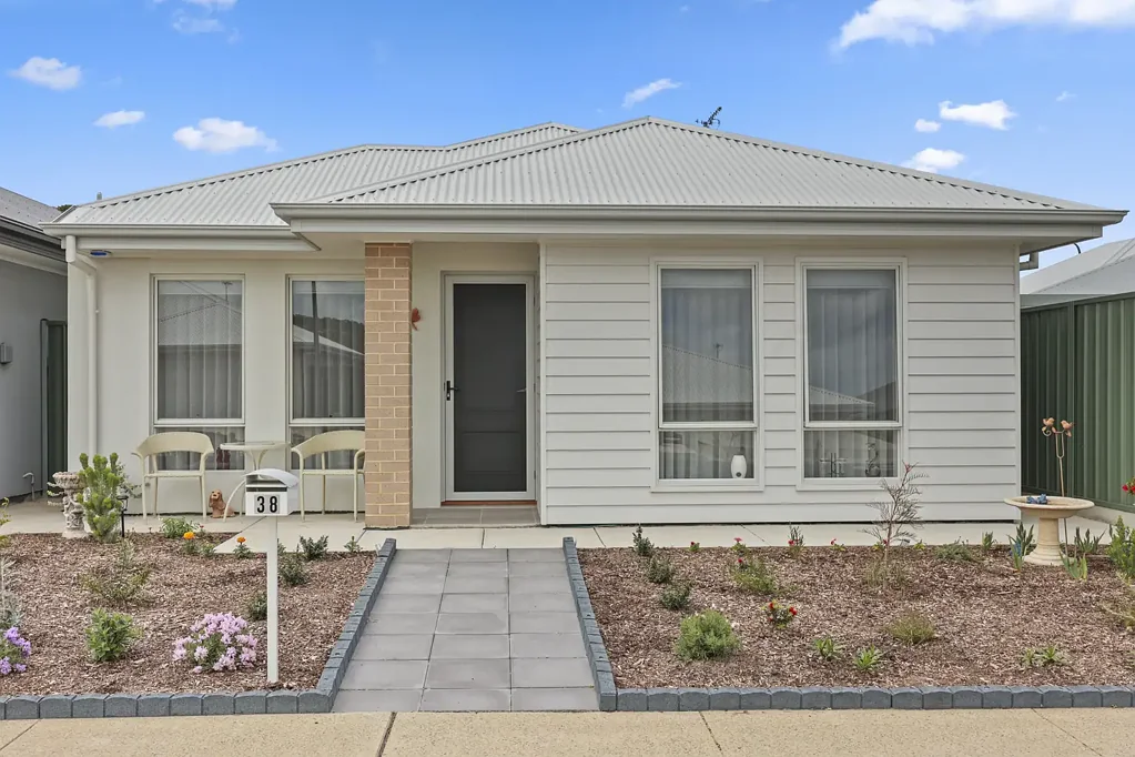 38 Eagle Way, Encounter Bay, SA 5211