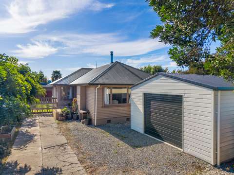 Blenheim Central 3房  Unlock the Potential – Central Location