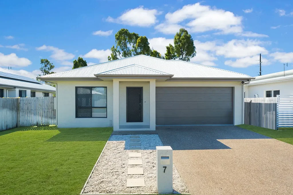 7 Claret Close, Condon, QLD 4815