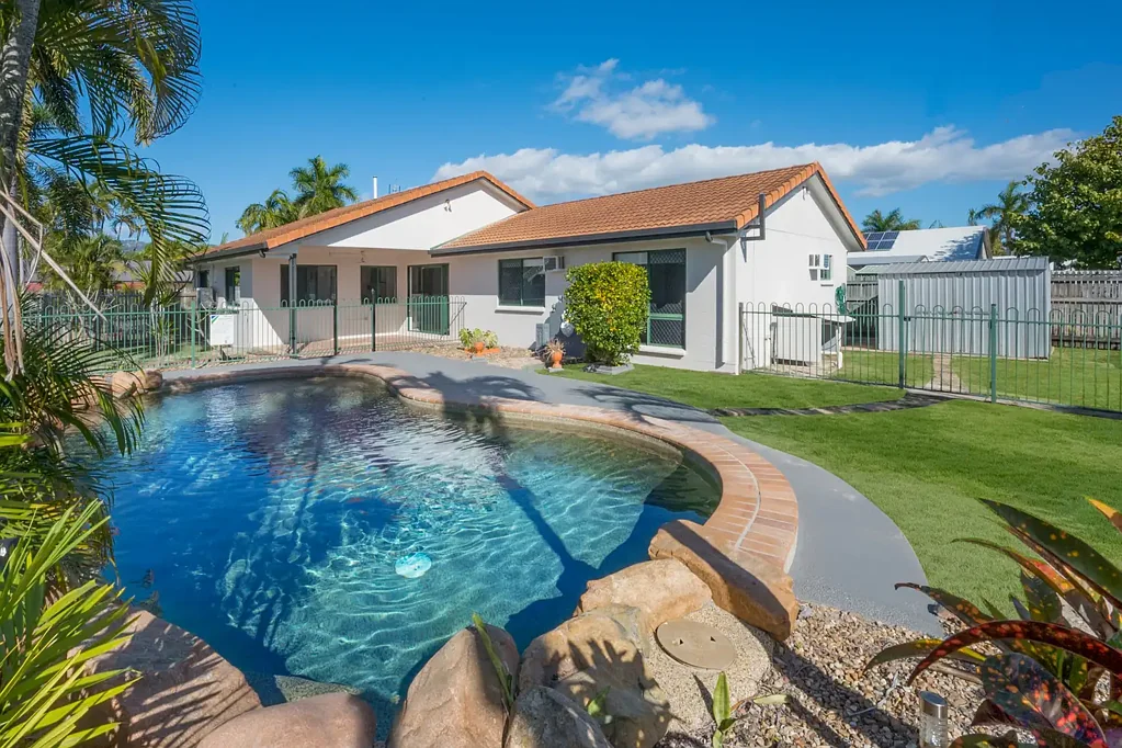 35 Colchester Crescent, Kirwan, QLD 4817