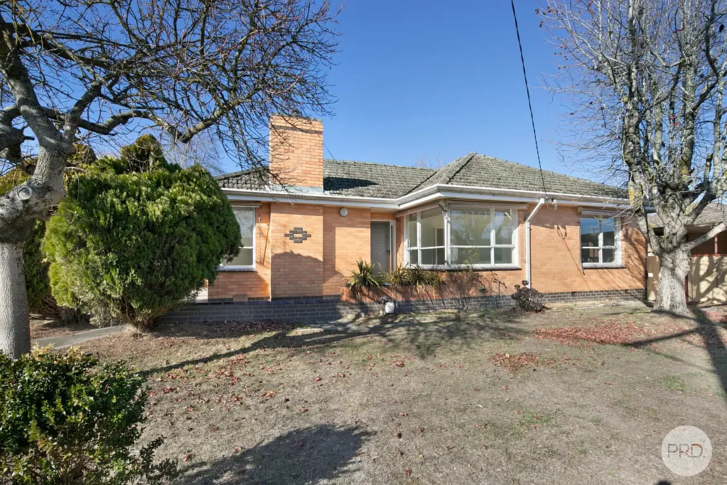 TIDY 3-BEDROOM HOME CLOSE TO LOCAL SCHOOL DISTRICT