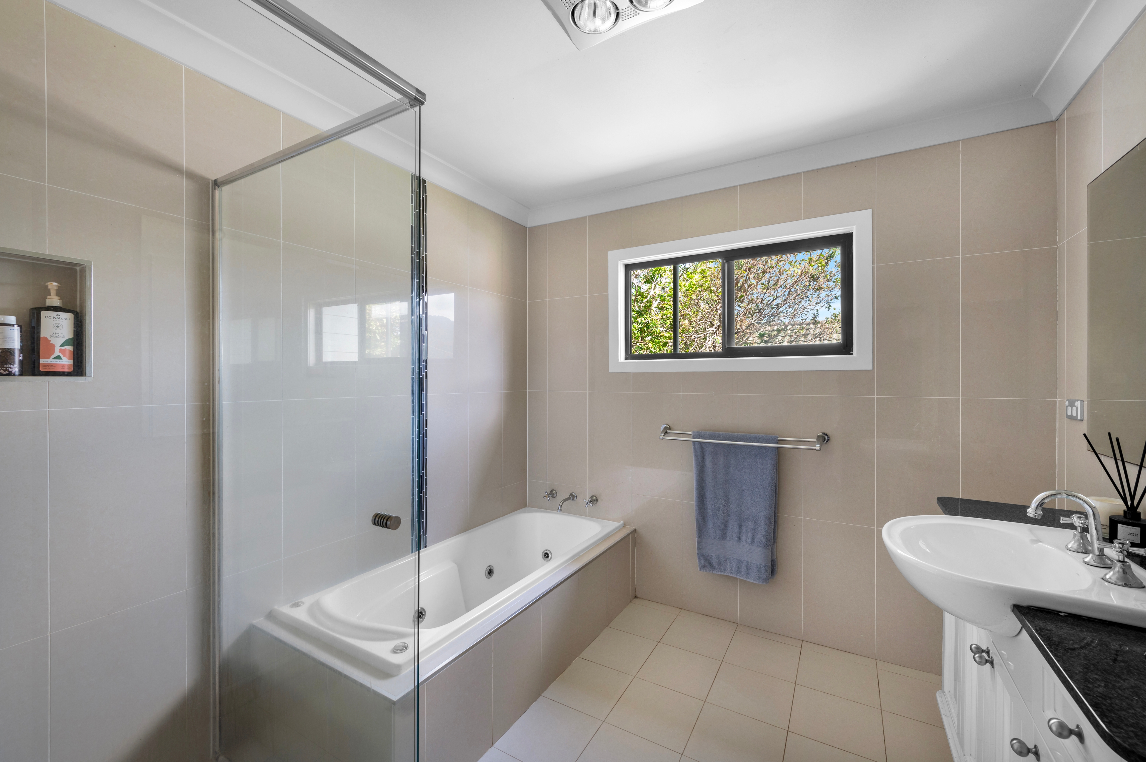 15 ROSS ST, FERNHILL NSW 2519, 0 Kuwarto, 0 Banyo, House