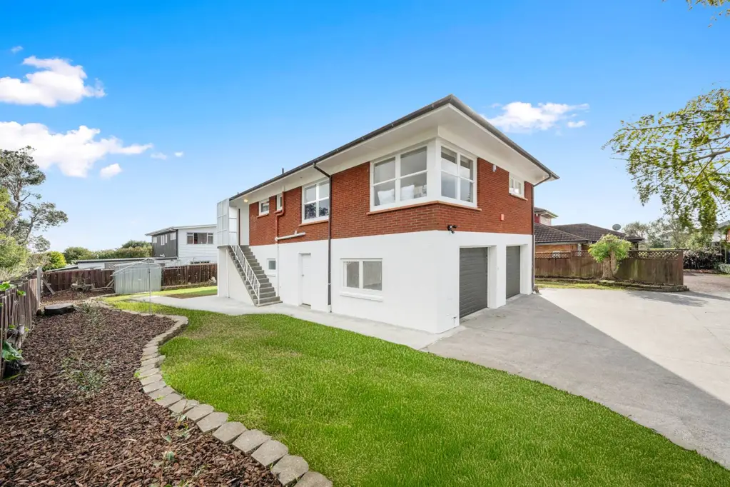 17A Gulf Crest, Bucklands Beach, Manukau City, Auckland