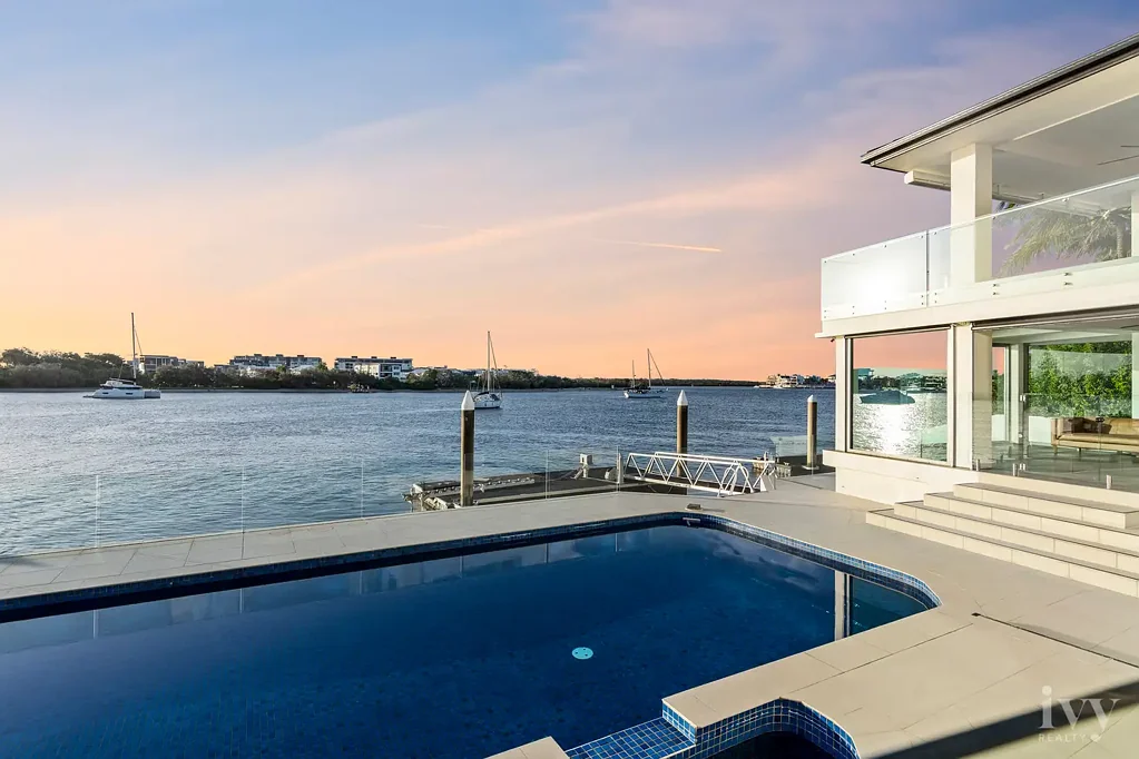 24 Excalibur Court, Paradise Point, QLD 4216