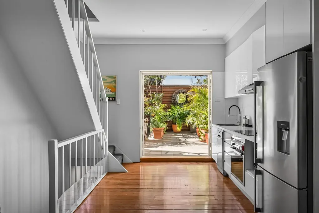 Surry Hills 2ਬੈੱਡਰੂਮ Beautifully Renovated Terrace with Seamless Indoor-Outdoor Living
