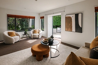 15B La Roche Place, Northcote, North Shore City