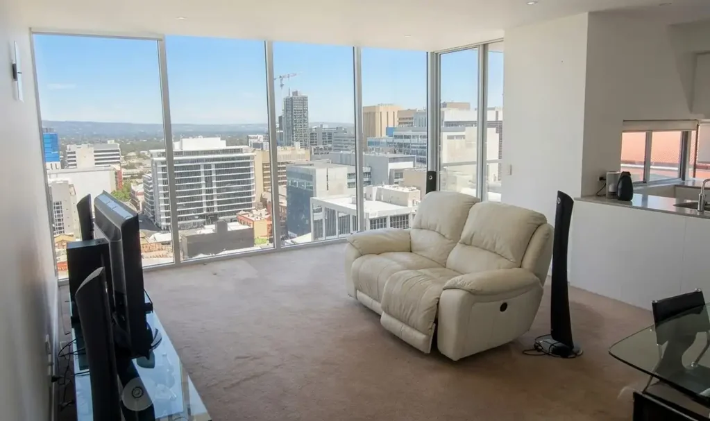 Breathtaking 17th-Floor Luxury Overlooking Hindmarsh Square