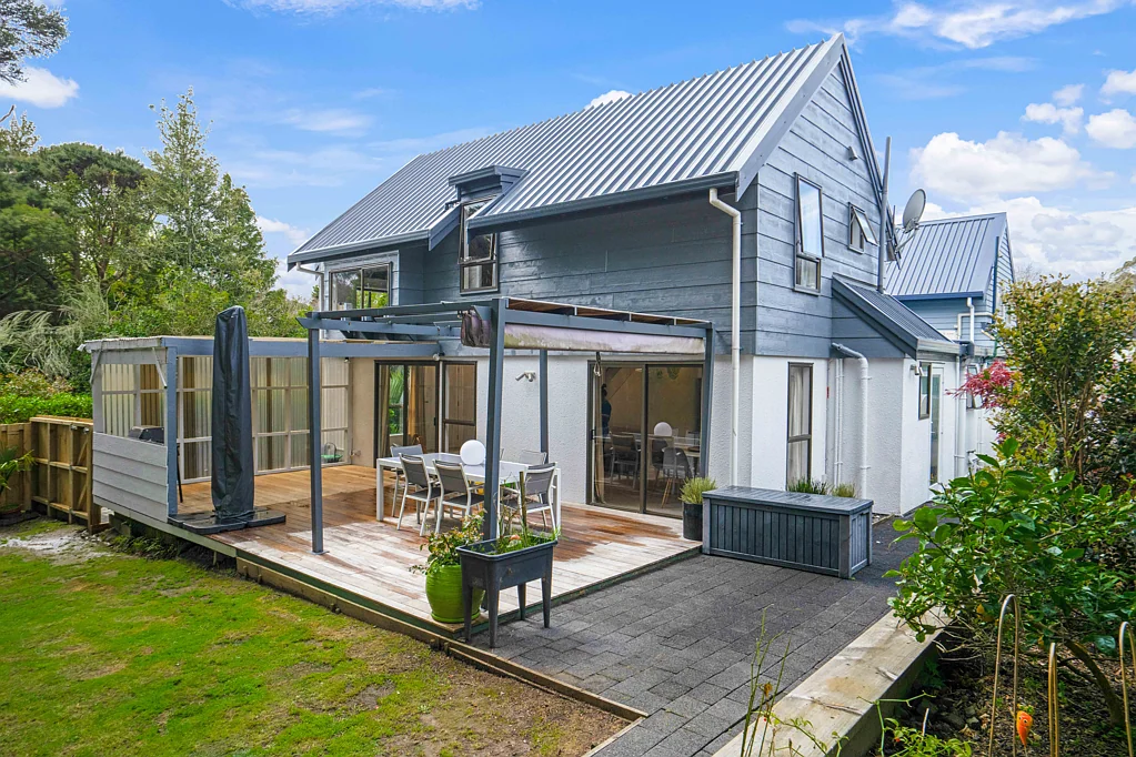 2/5 Eugen Place, Bayview, North Shore City, Auckland