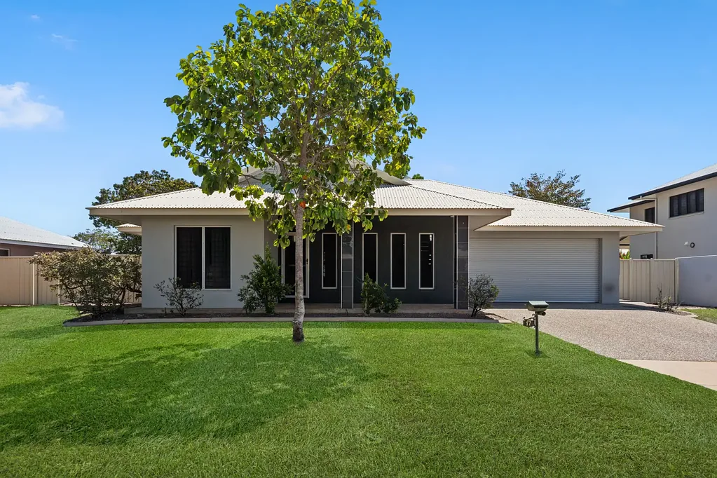 Lyons 4房  Smart and spacious family home in fantastic northern suburbs setting!