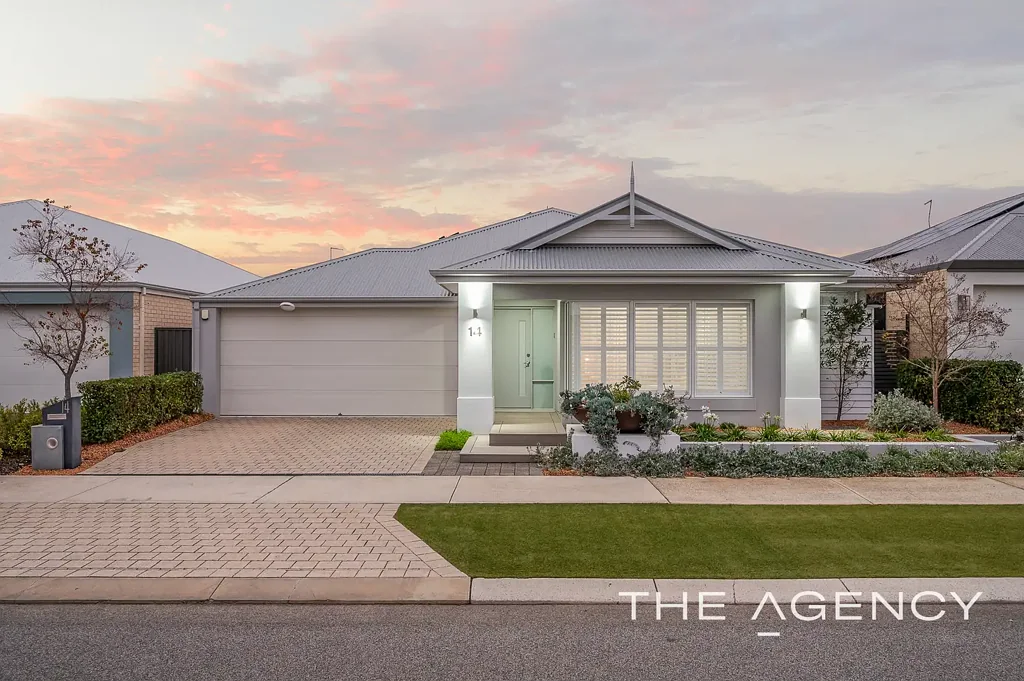 Treeby 4房  Where Luxury, Functionality & Family Living Come Together
