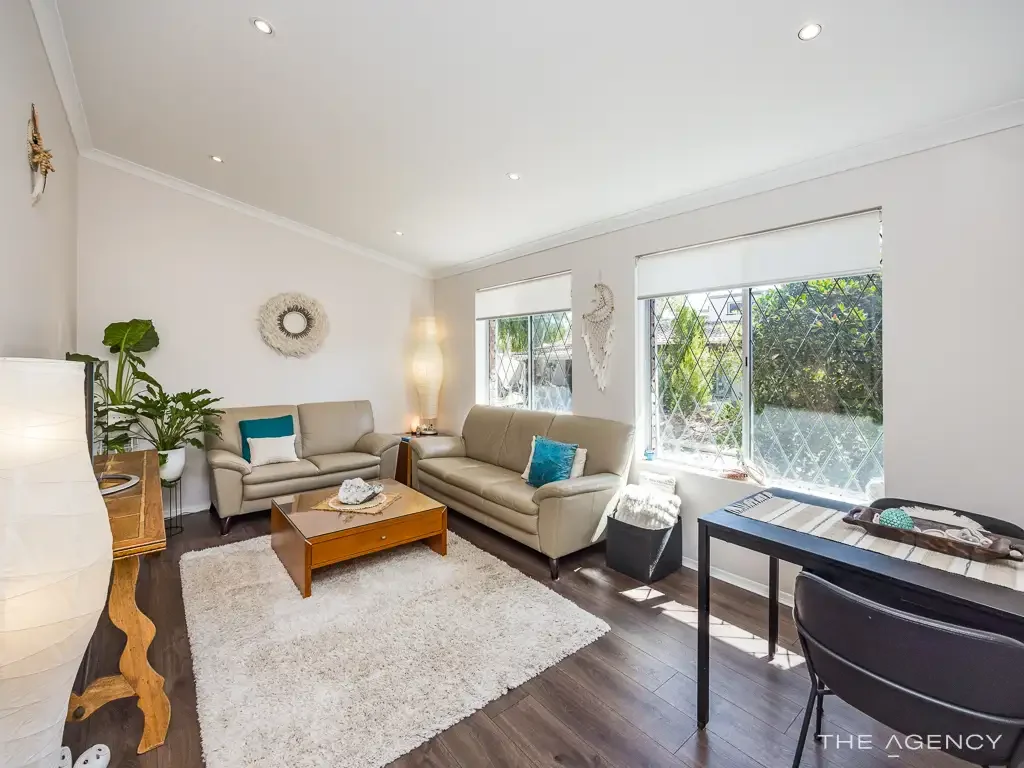 2/24 Stewart Street, Scarborough, WA 6019