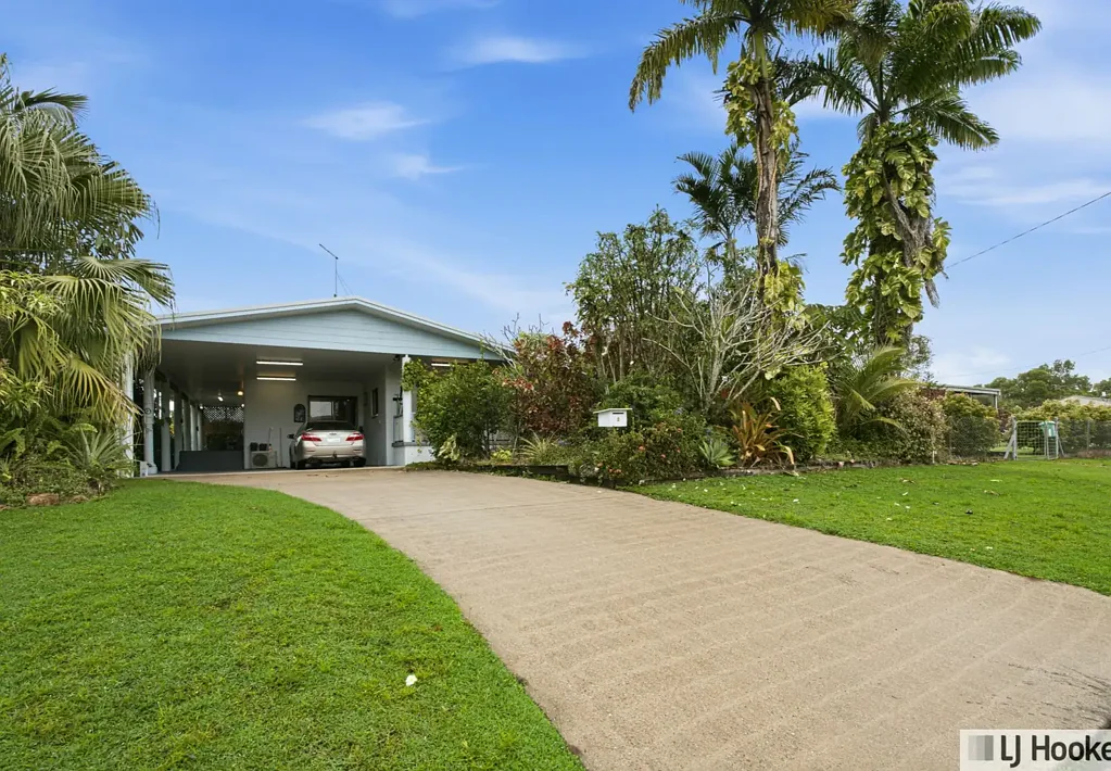 Tully Heads 2ਬੈੱਡਰੂਮ Coastal Retreat Just Minutes from the Beach at Tully Heads!