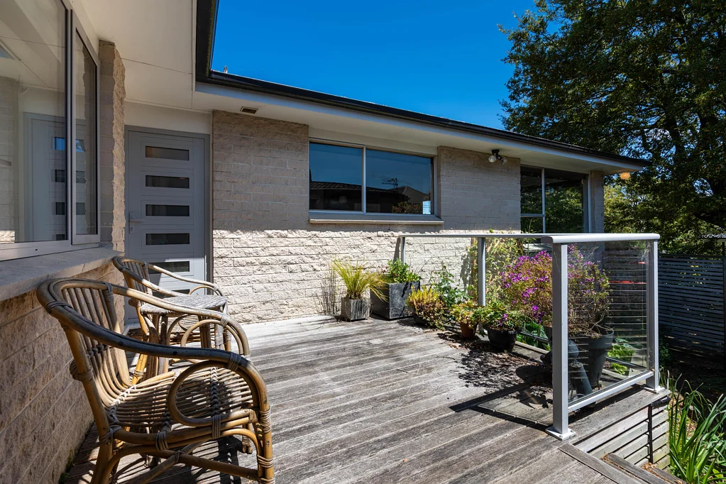 Spacious 2 Bedroom Unit/Apartment