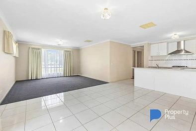 Living room - 9 Irontree Close, Kangaroo Flat, VIC 3555