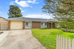 43 Swallow Grove, Traralgon