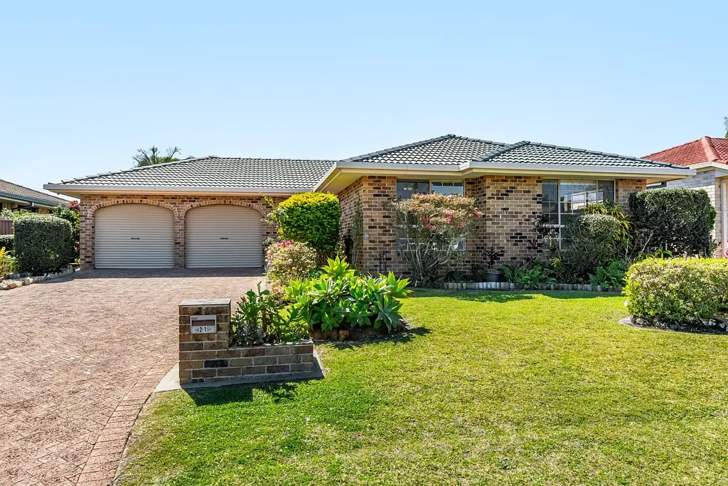 Yamba 3房  Comfortable, Practical Living in a Convenient Yamba Setting