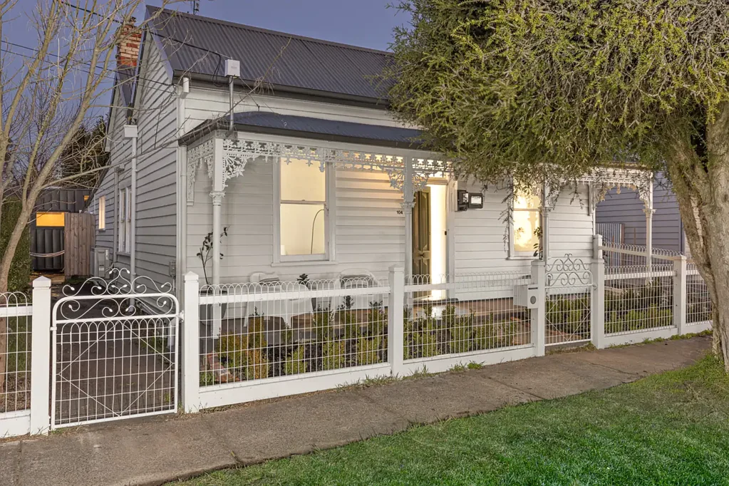 Ballarat East 3 Bedroom Period Charm Meets Contemporary Living