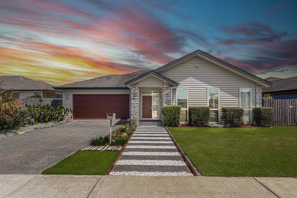 17 Larmer Drive, Kumeu, Rodney, Auckland