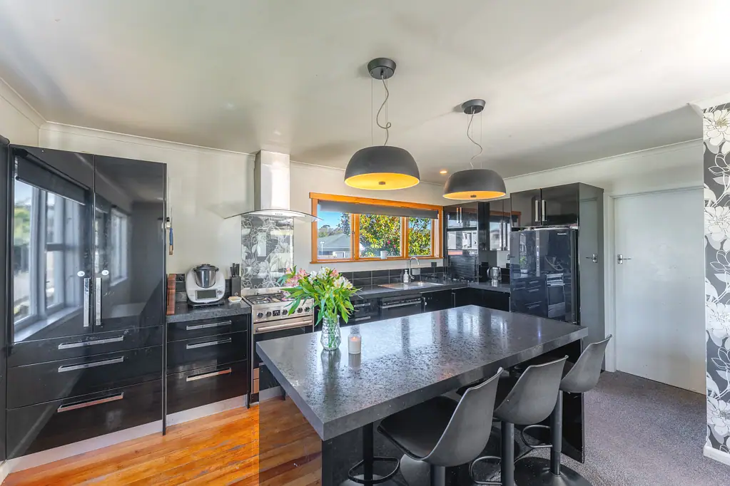 Waimataitai 3 Slaapkamer Vendors Committed Elsewhere - Act Now