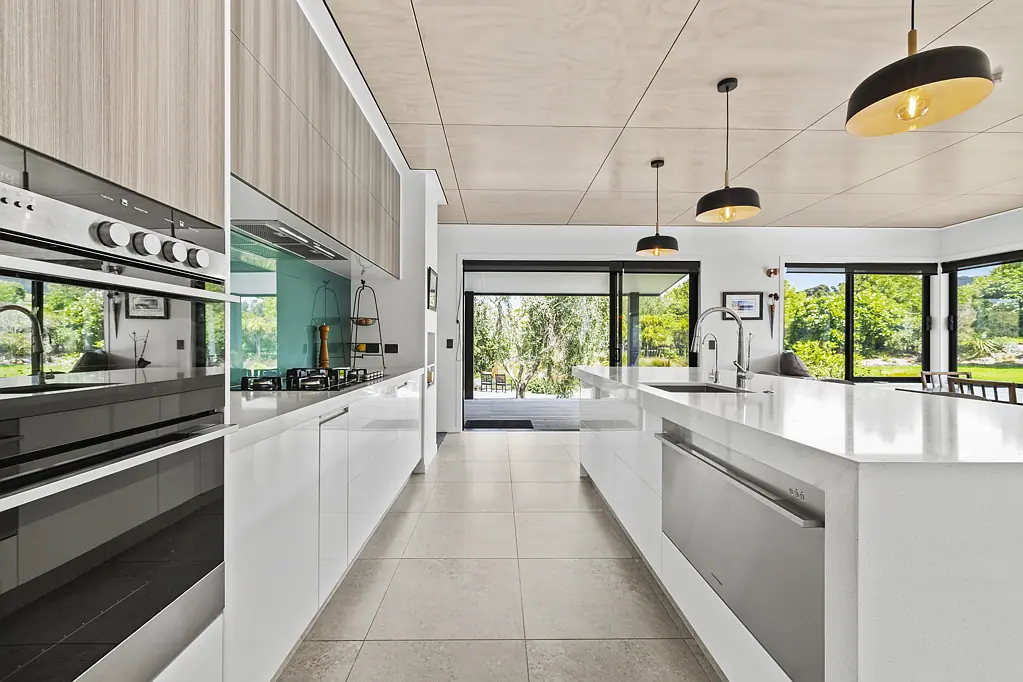 Mangawhai Privacy, poolside bliss & a slice of Little Italy
