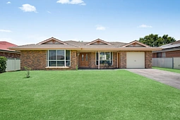 13 McGregor Place, Mudgee