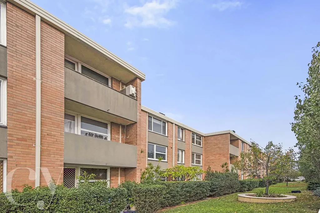 Furnished Top Floor Apartment