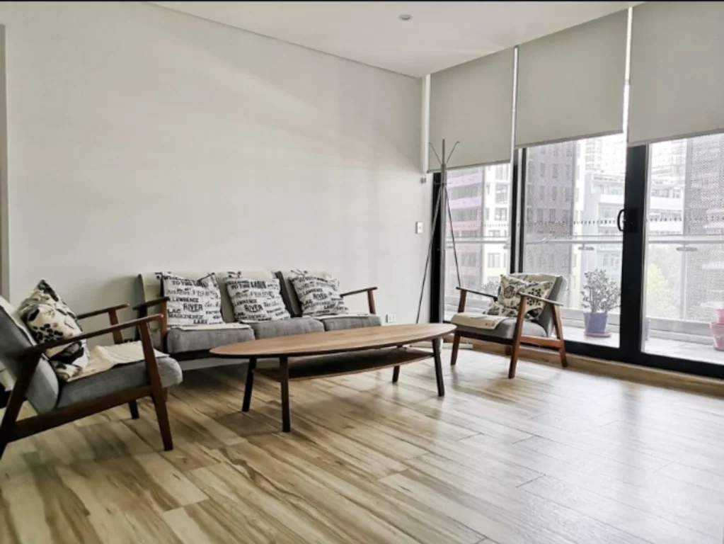 Furnished Apartment with study in the Heart of Mascot