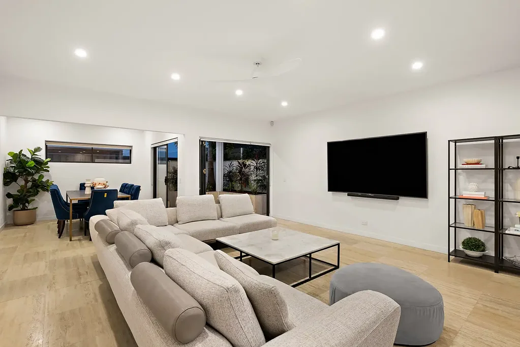 Southport 3部屋 Modern Elegance Meets Effortless Gold Coast Living